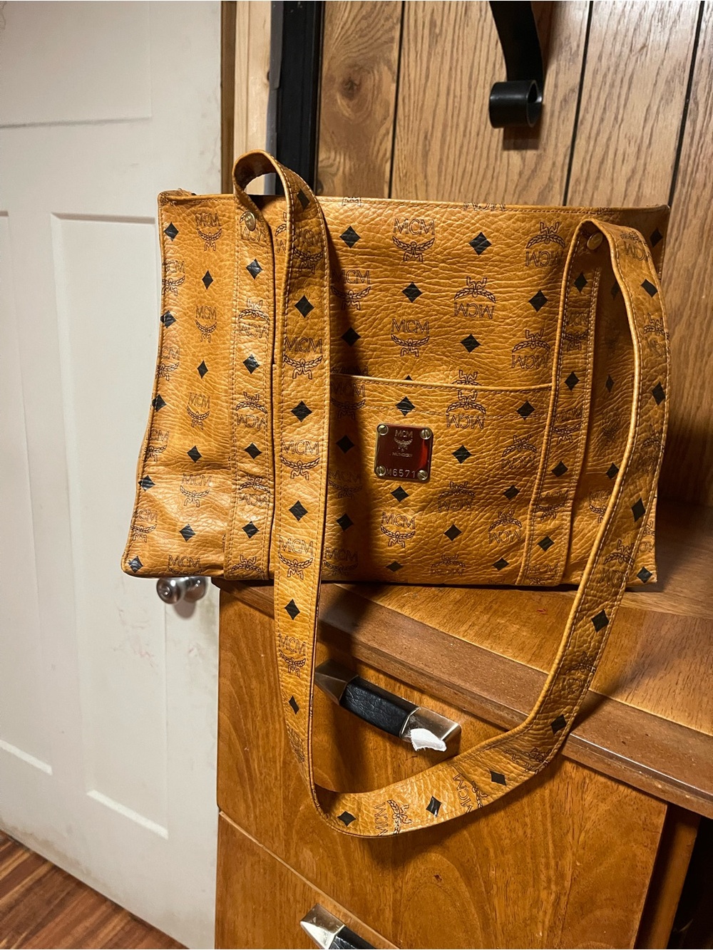 MCM  Munchen leather Tote Bag, Excellent condition ... - Picture 9 of 15
